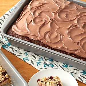 Wilton Recipe Right Non-Stick 9 x 13-Inch Oblong Cake Pans, Set of 2, Steel Cake Pans - Image 5