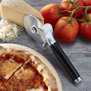 KitchenAid Classic Pizza Wheel, 9-Inch, Black - Image 2