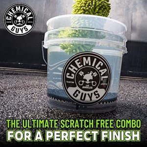 Chemical Guys HOL126 14-Piece Arsenal Builder Car Wash Kit with Foam Gun, Bucket and (5) 16 oz Car Care Cleaning Chemicals (Works w/Garden Hose) , White - Image 6